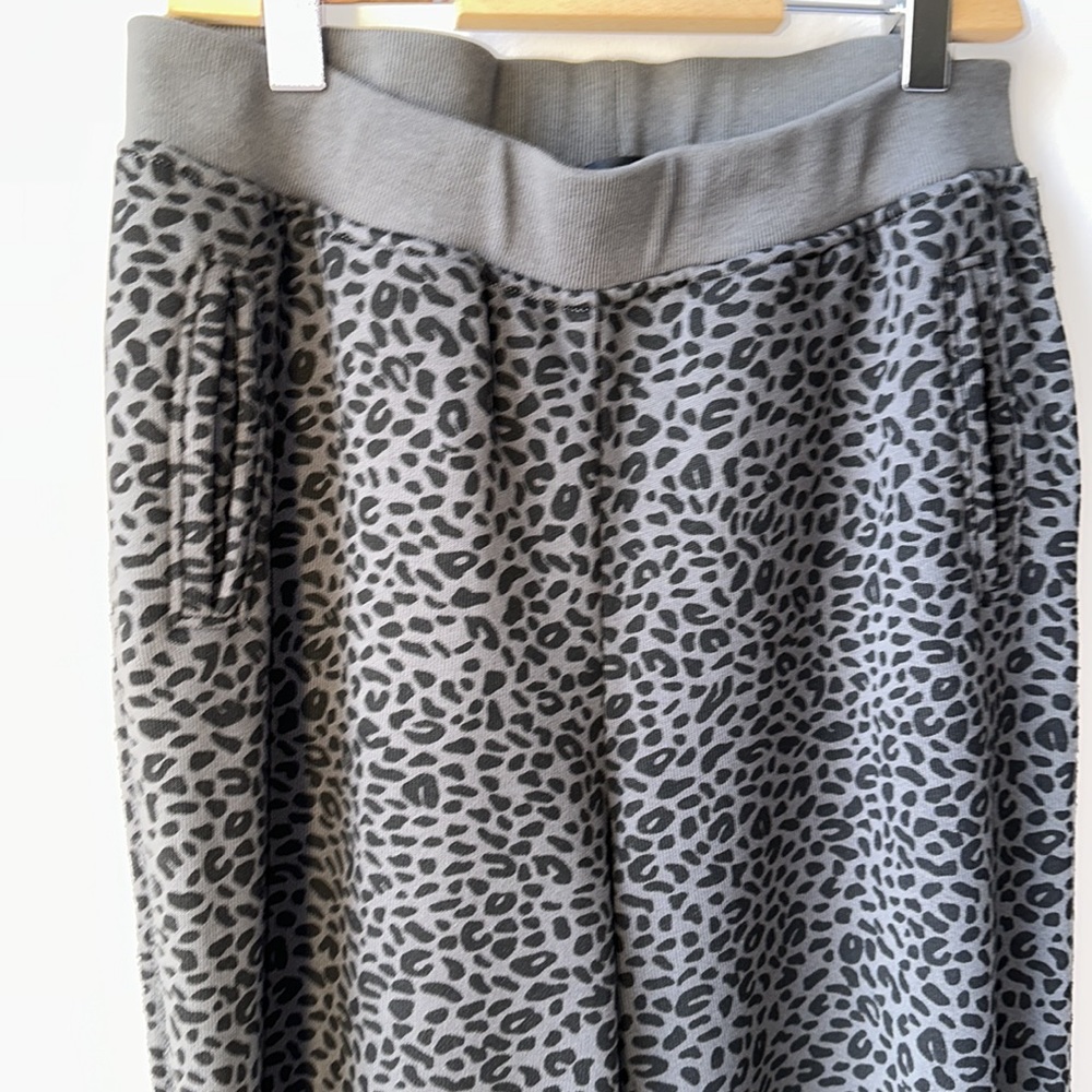 ATM Jogger